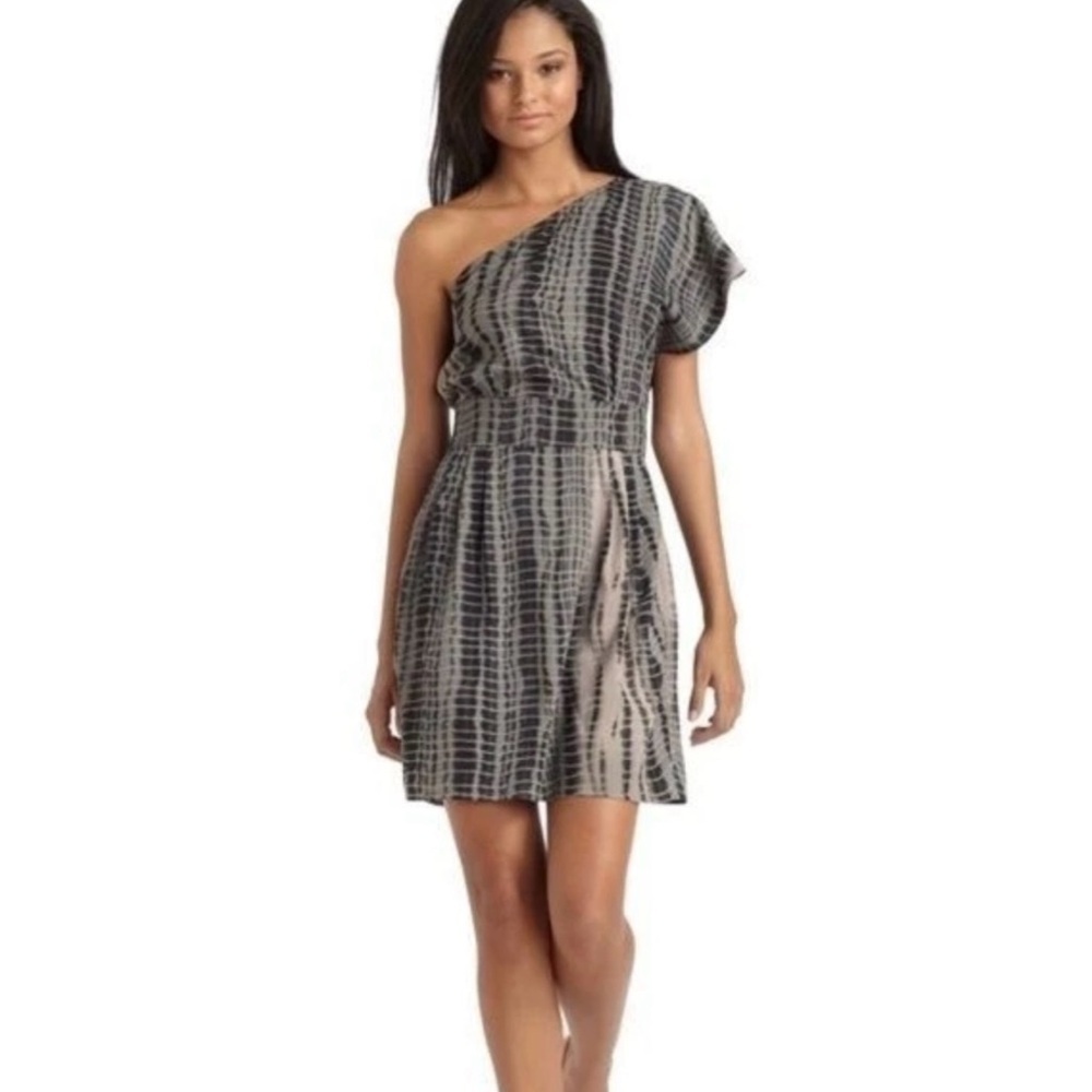 NWT 118 by Walter Baker Maggie Animal Abstract Dress Womens Small